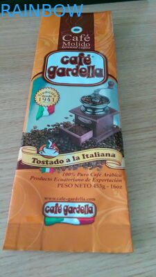 Η συνήθεια τύπωσε τις πλαστικές σακούλες που συσκευάζουν, συσκευασία φασολιών καφέ φερμουάρ