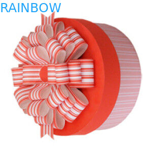 Κύλινδρος εγγράφου - διαμορφωμένο ροζ συσκευασίας κιβωτίων δώρων για το κέικ γενεθλίων