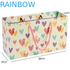 Εκτύπωση της επίπεδης λαβών προσαρμοσμένης η Kraft εγγράφου τσάντας αγορών κοριτσιών τσαντών καλής με την καρδιά