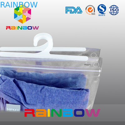 Ανθρώπινη συσκευάζοντας τσάντα ιματισμού με τη σαφή συσκευάζοντας τσάντα φερμουάρ και κρεμαστρών