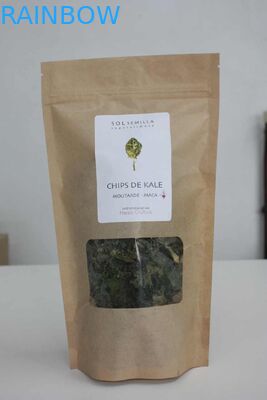 Τοποθετημένες σε στρώματα οι αργίλιο τσάντες αποθήκευσης τροφίμων Mylar, στέκονται επάνω τις τσάντες εγγράφου