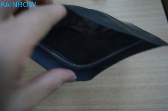 Τσάντες τσαγιού φύλλων αλουμινίου αργιλίου που συσκευάζουν/τσάντα καφέ στάσεων επάνω ματ μαύρη πλαστική με την κλειδαριά φερμουάρ