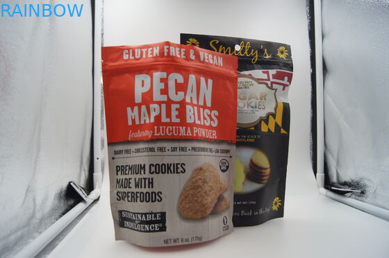 Η συσκευασία τσαντών πρόχειρων φαγητών φερμουάρ Doypack για το μπισκότο, συνήθεια τύπωσε τις σακούλες στάσεων επάνω