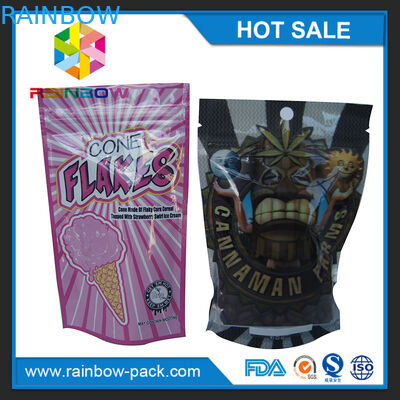 τα φύλλα καπνών που συσκευάζουν το βοτανικό θυμίαμα τσαντών καρυκευμάτων τσαντών k2 συσκευασίας καννάβεων σακουλών καπνών τοποθετούν τη συσκευάζοντας τσάντα καρυκευμάτων σε σάκκο