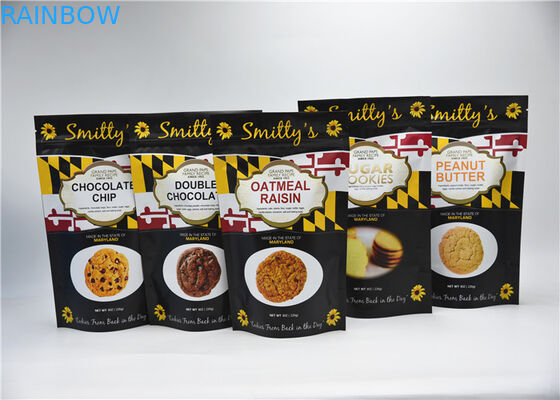 Η στάση τσιμπά επάνω τη συσκευασία τσαντών