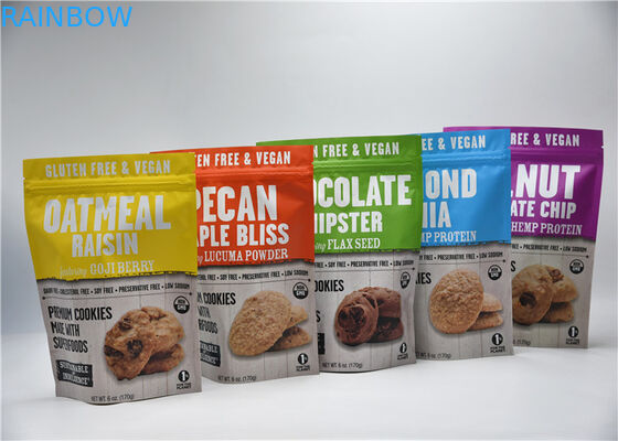 Η στάση τσιμπά επάνω τη συσκευασία τσαντών