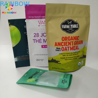 Η ζωηρόχρωμη στάση επάνω στη σακούλα τοποθετεί τη ματ επιφάνεια με τις τοπ Ziplock εγκοπές δακρυ'ων σε σάκκο