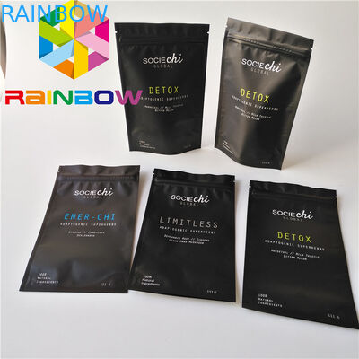 Υλική στάση βαθμού τροφίμων επάνω Moringa σακουλών φερμουάρ στην κωνική τσάντα σκονών με το σκάφος της γραμμής φύλλων αλουμινίου