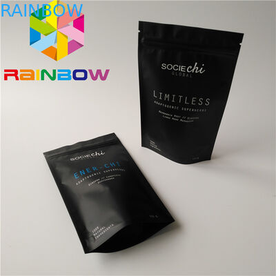 Υλική στάση βαθμού τροφίμων επάνω Moringa σακουλών φερμουάρ στην κωνική τσάντα σκονών με το σκάφος της γραμμής φύλλων αλουμινίου