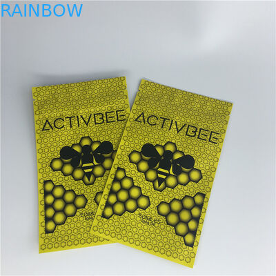 Δευτερεύουσα στάση σφραγίδων τρία επάνω στην πλαστική συσκευασία ζιζανίων καπνών κλειδαριών φερμουάρ Mylar σακουλών καφέ