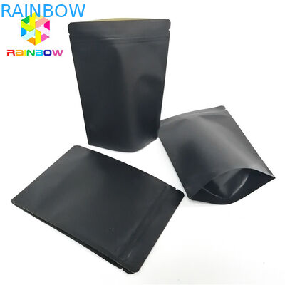 Μαύρη της Kraft εγγράφου στάση λογότυπων συνήθειας τσαντών συσκευάζοντας επάνω στην ανακυκλώσιμη κλειδαριά φερμουάρ σακουλών