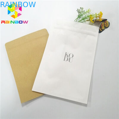 Τοποθετημένες σε στρώματα πλαστικές σακούλες που συσκευάζουν τη Resealable Ziplock σακούλα συσκευασίας βαθμού τροφίμων