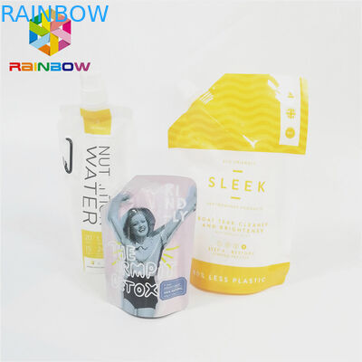 Η σακούλα σωλήνων απόδειξης διαρροών που συσκευάζει τη στιλπνή επιφάνεια υγρή πίνει τη νάυλον τσάντα χυμού που τοποθετείται σε στρώματα