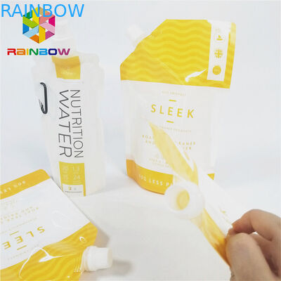 Υγρός πιείτε τη σακούλα σωλήνων χυμού που συσκευάζει την τοποθετημένη σε στρώματα απόδειξη διαρροών για το ποτό