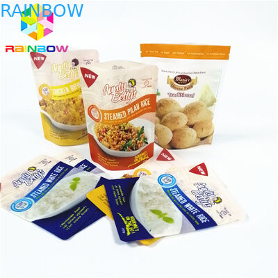 Η σάλτσα έβρασε τις πλαστικές σακούλες που συσκευάζουν στον ατμό τη βράζοντας μαγειρεύοντας κενή κλειδαριά φερμουάρ αποθήκευσης