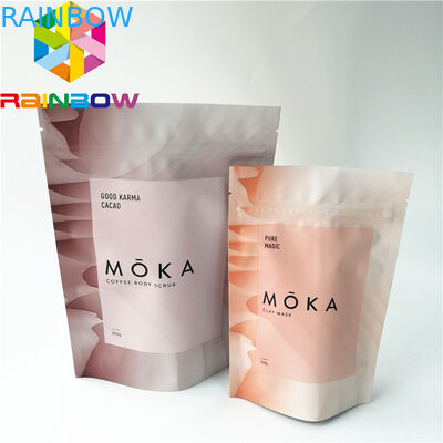 Η αλατισμένη συσκευάζοντας στάση θάλασσας επάνω στις τσάντες σακουλών φερμουάρ, στέκεται επάνω την τσάντα 9 καφέ χρώματα