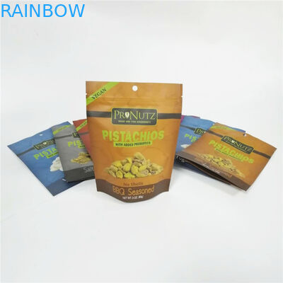 τοποθετημένη σε στρώματα πλαστική συσκευάζοντας στάση καρυδιών των δυτικών ανακαρδίων τσαντών καρυδιών επάνω στις τσάντες