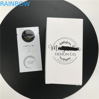 Η προσαρμοσμένη μίας χρήσης μικρή σακούλα δειγμάτων για τον του προσώπου ορό τρία ματιών μέσων καθαρισμού πλευρά σφράγισε το σακούλι για τα προϊόντα Makeup