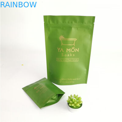 Η στάση επάνω στο φύλλο αλουμινίου αργιλίου τοποθετεί τις Reclosable αεροστεγείς τσάντες Mylar σε σάκκο