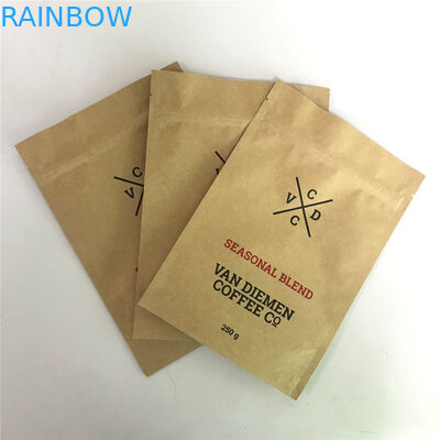 Στάση κλειδαριών φερμουάρ της Kraft επάνω στις σακούλες με την εγκοπή δακρυ'ων και το παράθυρο μεταλλινών