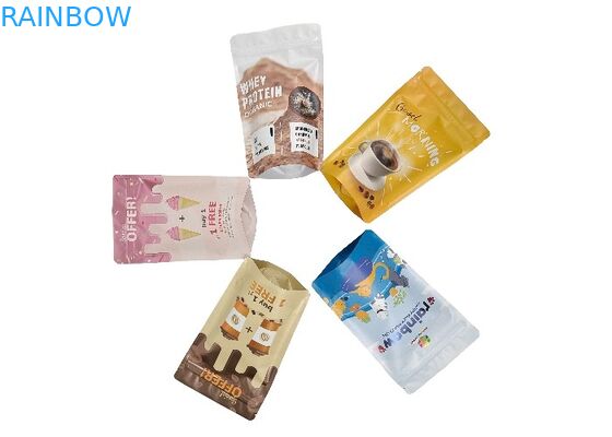 Στάση συνήθειας επάνω Ziplock φύλλων αλουμινίου αργιλίου απόδειξης μυρωδιάς τσαντών καφέ στην τσάντα