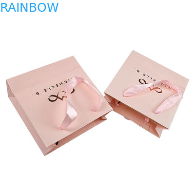 Προσαρμοσμένη εκτύπωση λογότυπο κομψές λευκές μαύρες χαρτοσακούλες δώρο πολυτελή ρούχα μπουτίκ χαρτοσακούλα ψώνια με λαβή ταινία