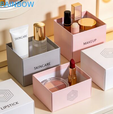 Προσαρμοσμένη εκτύπωση Βιοδιασπώμενη συσκευασία καλλυντικών Συσκευή για τη φροντίδα του δέρματος Συσκευή δώρου με χρυσό σφραγίδα και ανάγλυφο