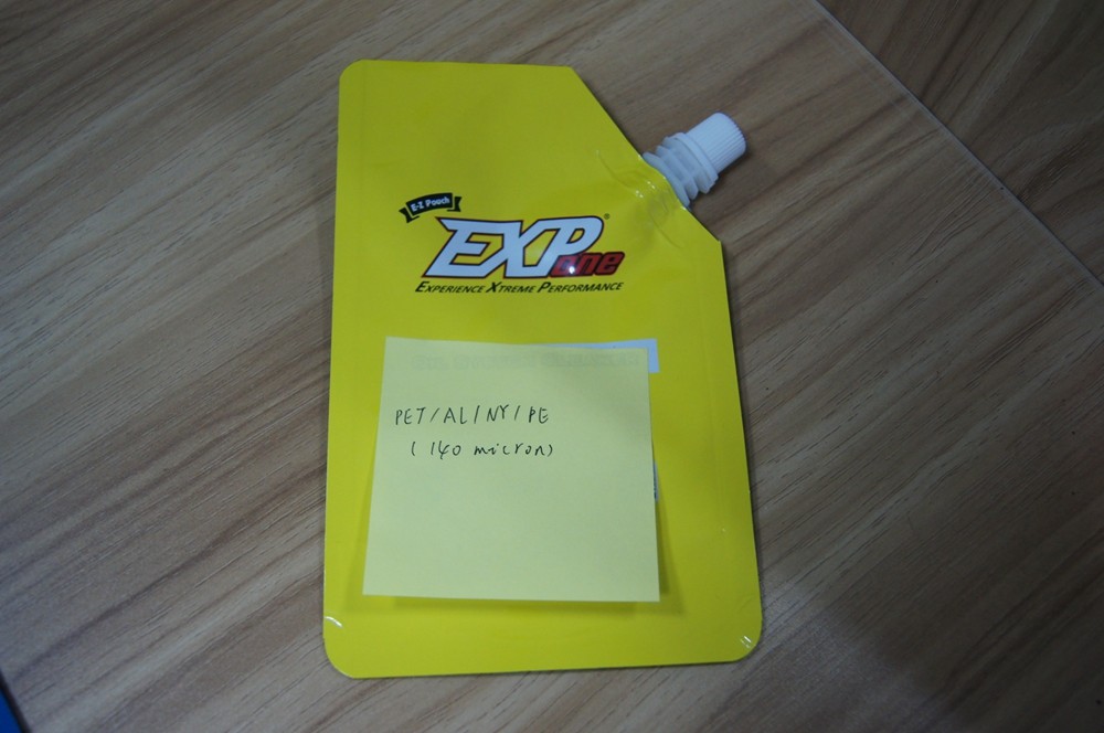 Η τοποθετημένη σε στρώματα στάση ρίχνει επάνω τη συσκευασία σακουλών με τη δευτερεύουσα συσκευάζοντας τσάντα λαδώνοντας πετρελαίου σωλήνων