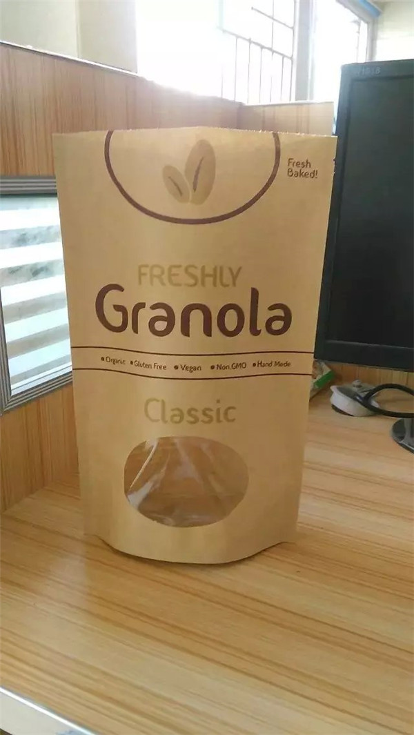 Η συνήθεια τύπωσε την τσάντα εγγράφου της Kraft στάσεων επάνω, συσκευασία τσαντών πρόχειρων φαγητών με το παράθυρο