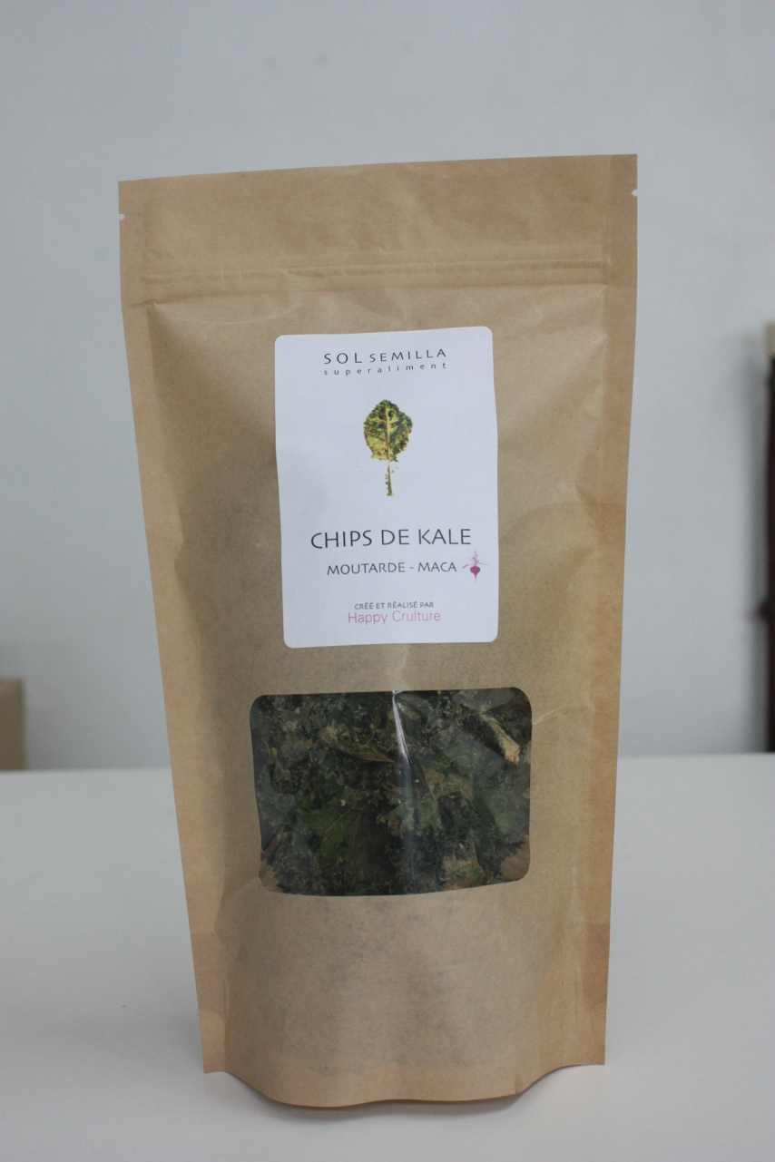 Τοποθετημένες σε στρώματα οι αργίλιο τσάντες αποθήκευσης τροφίμων Mylar, στέκονται επάνω τις τσάντες εγγράφου