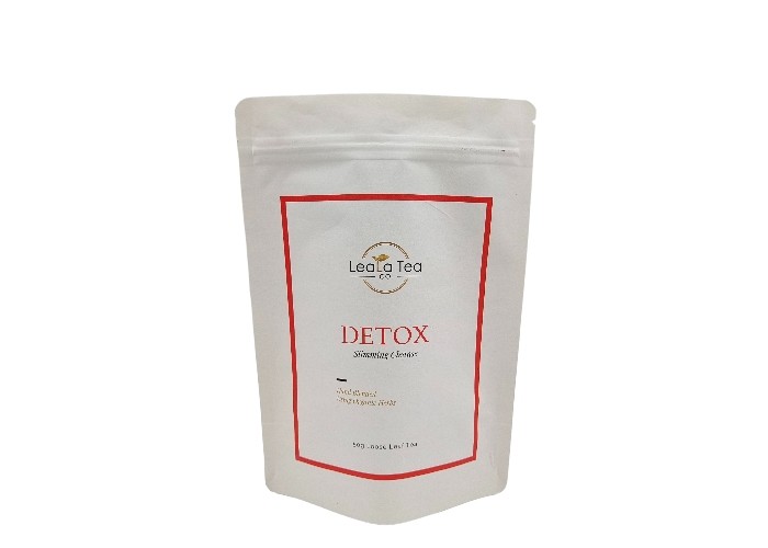 Στάση φύλλων αλουμινίου αργιλίου τσαγιού επάνω Ziplock φύλλων αλουμινίου αργιλίου απόδειξης μυρωδιάς τσαντών στη σακούλα