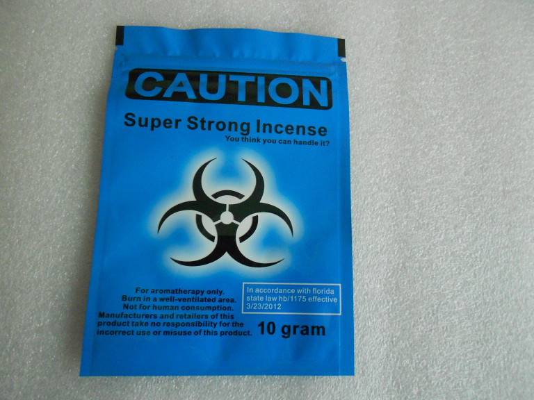 Η τοποθετημένη σε στρώματα υλική στάση επάνω Rotogravure σακουλών στην εκτύπωση με στρογγυλό κρεμά την τρύπα