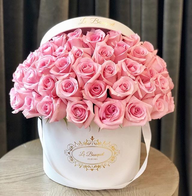 Αδιάβροχο ανακυκλώσιμο συσκευάζοντας χαρτόνι κιβωτίων εγγράφου γύρω από τα κιβώτια λουλουδιών με το λογότυπο