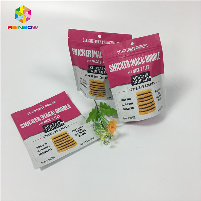 Η στάση τσαγιού/σκονών/καφέ επάνω στις τσάντες σακουλών φερμουάρ μυρίζει την πολυ μεταλλίνη Doypack απόδειξης