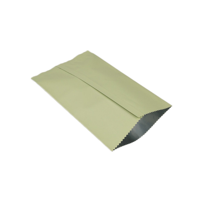 Η συνήθεια περιτυλιγμάτων φύλλων αλουμινίου τύπωσε τη συσκευασία πρόχειρων φαγητών μπισκότων ενεργειακών φραγμών σοκολάτας σακουλών στάσεων επάνω