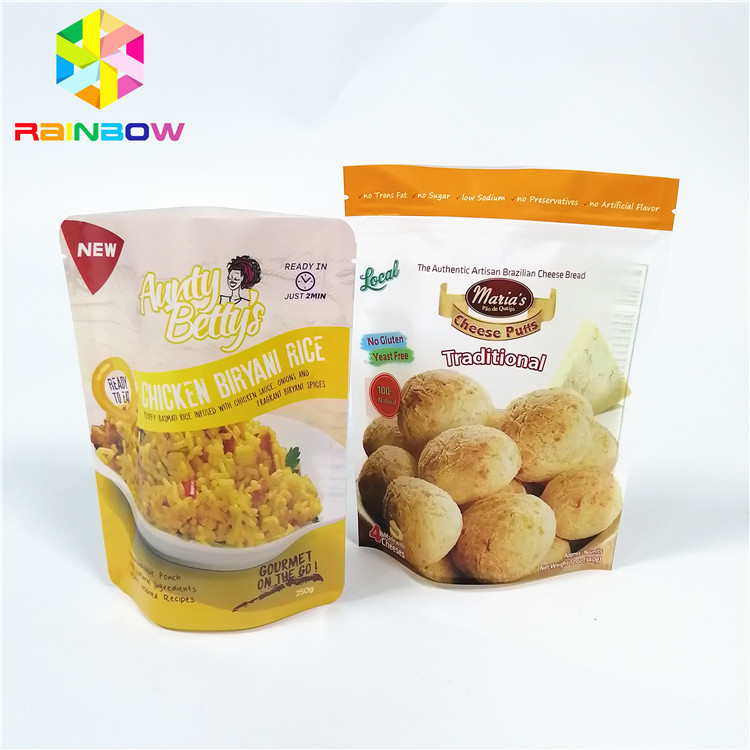 Η σάλτσα έβρασε τις πλαστικές σακούλες που συσκευάζουν στον ατμό τη βράζοντας μαγειρεύοντας κενή κλειδαριά φερμουάρ αποθήκευσης