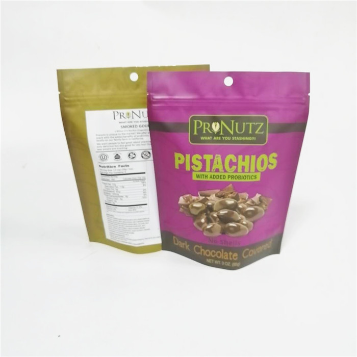 τοποθετημένη σε στρώματα πλαστική συσκευάζοντας στάση καρυδιών των δυτικών ανακαρδίων τσαντών καρυδιών επάνω στις τσάντες