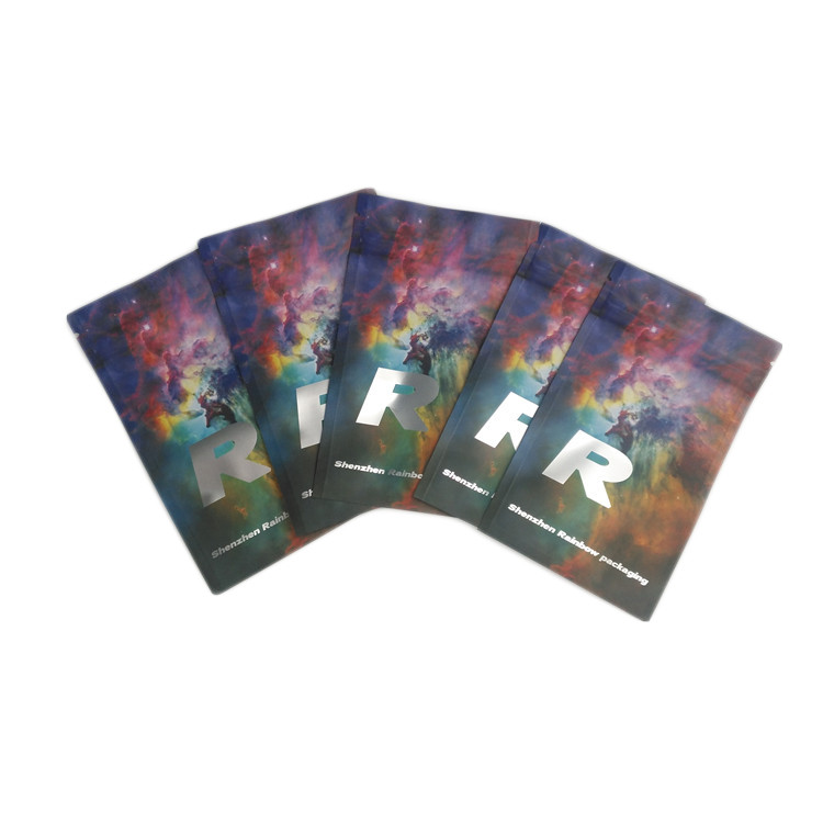 Ασφαλής για τα παιδιά καραμέλα φύλλων αλουμινίου αργιλίου εκτύπωσης συνήθειας που συσκευάζει Ziplock απόδειξης μυρωδιάς τσαντών Mylar τη ματ ακίνδυνη για τα παιδιά σακούλα