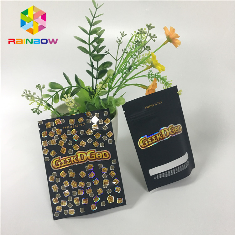 Πλαστική Ziplock Mylar στάση συνήθειας επάνω στη μαύρη μεταλλίνη σακουλών 150mg